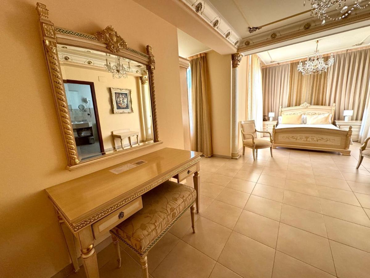 Hotel Kazar أونتينينت المظهر الخارجي الصورة