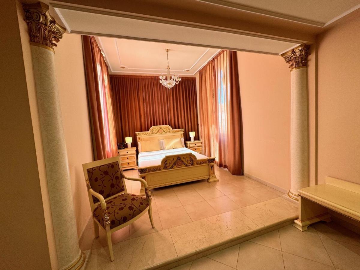 Hotel Kazar أونتينينت المظهر الخارجي الصورة