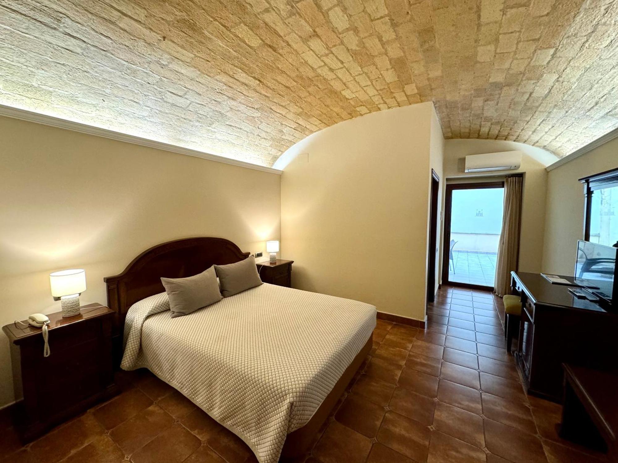 Hotel Kazar أونتينينت المظهر الخارجي الصورة