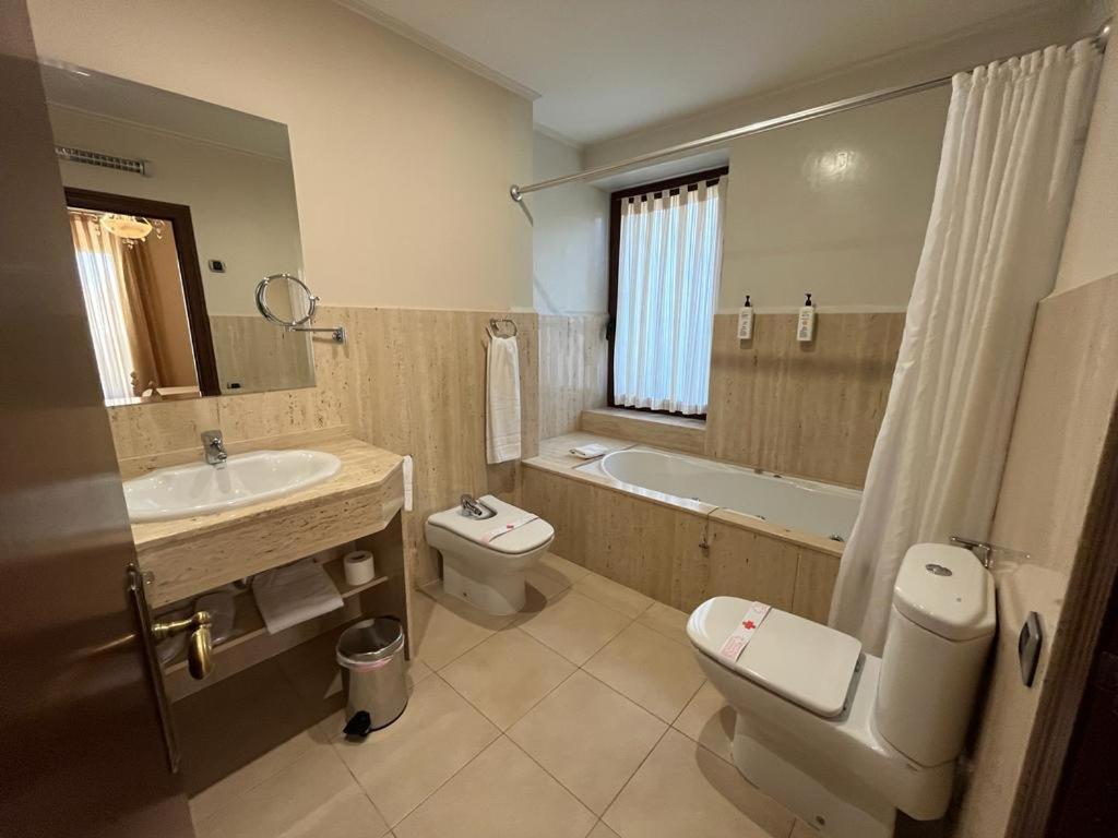Hotel Kazar أونتينينت المظهر الخارجي الصورة